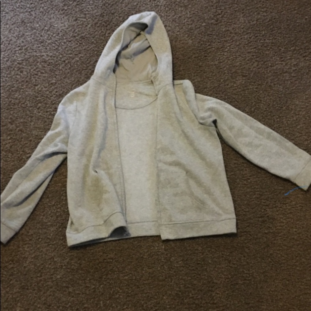 Clothes - Picture 15 of 16